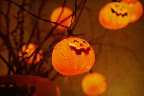 pumpkin lanterns {41 of 365} | RebeccaVC1 | Flickr