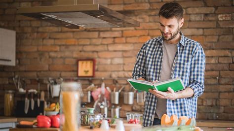 Simple Cooking: Jamie Oliver Cookbooks: A Chronology of Good Taste News