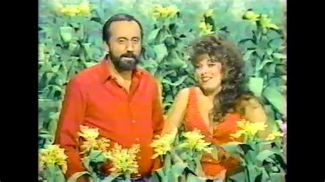 Hee Haw Skit (1987) | #TossbackTuesday Ray in another Hee Haw skit from 1987! | By Ray Stevens