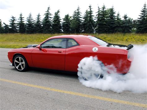 2009 Dodge Challenger SRT10 Concept Specs & Pictures