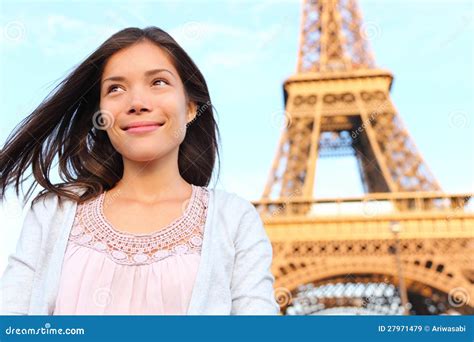 Eiffel Tower Paris Tourist Woman Stock Image - Image of holiday, france: 27971479