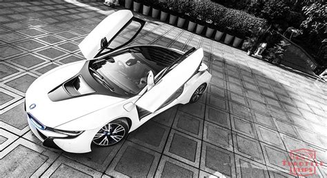 BMW i8 - Test Drive, Review - Throttle Blips