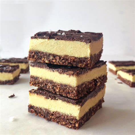 Raw Vegan Nanaimo Bars - Vegan Bowls