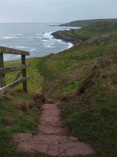 Fife Coastal Path – Walking without a donkey