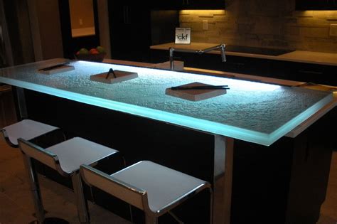 20 Gorgeous Glass Kitchen Countertops