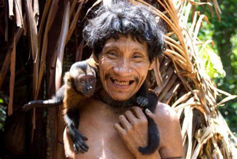 This Rare Amazonian Tribe Lives Among The Animals (17 pics)