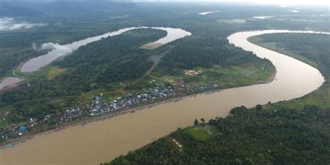 Ini Dia 7 Sungai Terpanjang di Indonesia - Pecinta Dunia Bahari