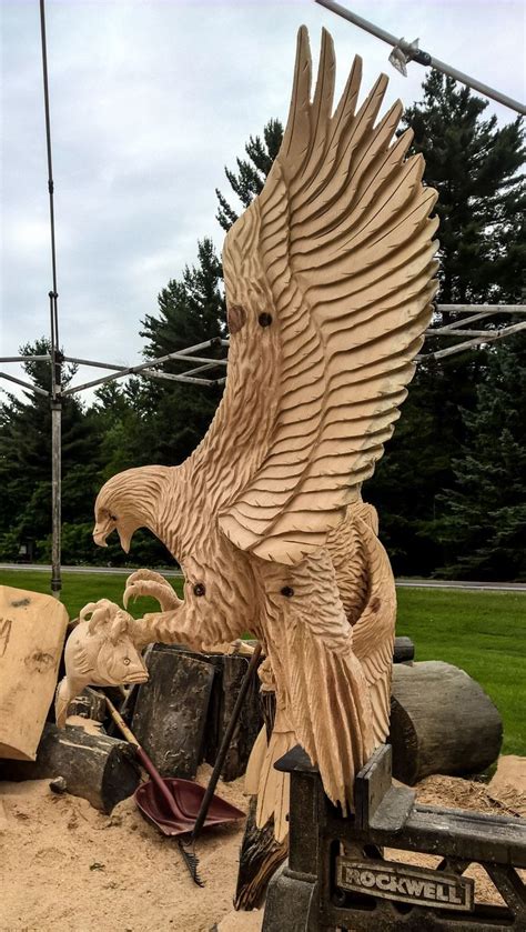 1134 best Chainsaw Birds images on Pinterest | Carved wood, Tree ...