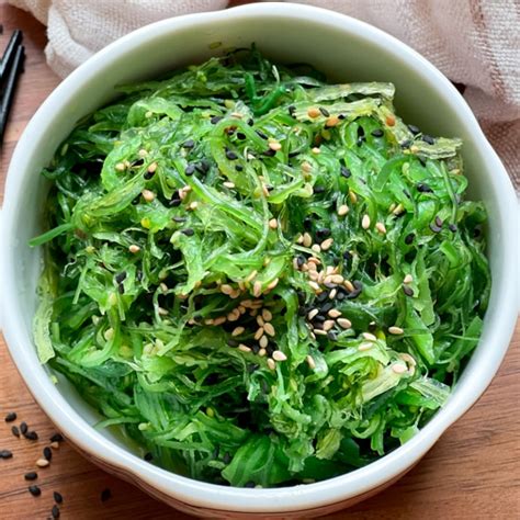 Seaweed Salad: Nutrients, Benefits, Downsides, Recipe, 40% OFF