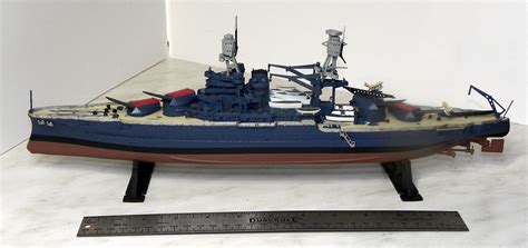 USS Arizona 1/426 Revell Kit | Uss arizona, Arizona, Revell