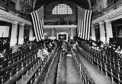 Through the years: Immigration in America in 25 photos | National News | bismarcktribune.com