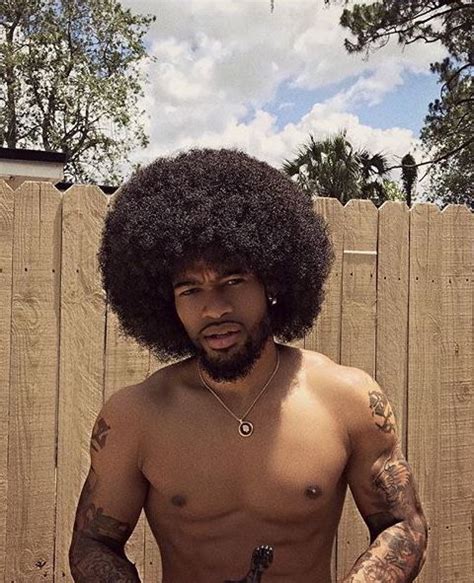 Pin by Soljurni on Masculine Fro ♥! | Afro hairstyles men, Big afro ...