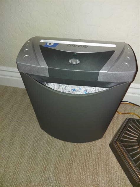 NoviTech Paper Shredder | Live and Online Auctions on HiBid.com