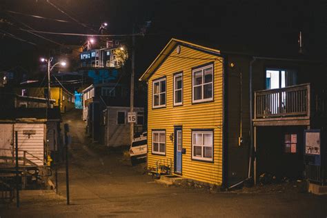 Empty street in suburb at night · Free Stock Photo