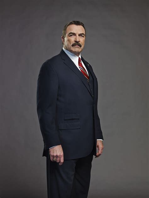 Blue Bloods season 6: Commissioner Frank Reagan (Tom Selleck) Tv Actors ...