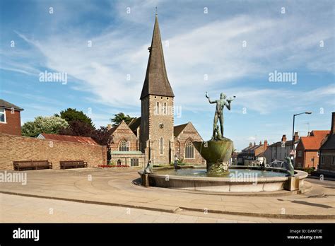 St michaels church braintree essex hi-res stock photography and images ...