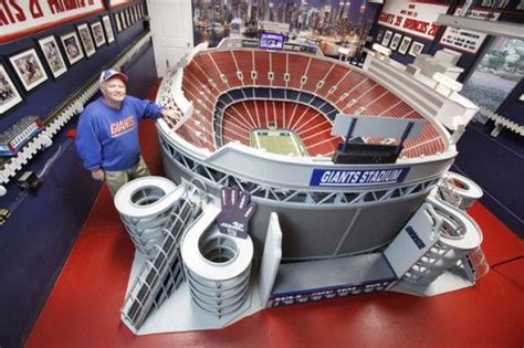 New York Giants Fan Creates Breathtaking Replica of Football Team’s Old Stadium Giants Stadium ...