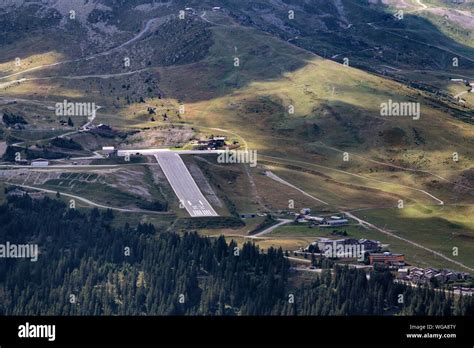 Courchevel Altiport High Resolution Stock Photography and Images - Alamy