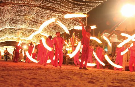 Kataragama Esala Festival | Ceylonpages