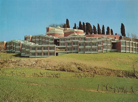 Free University of Urbino | Architectuul