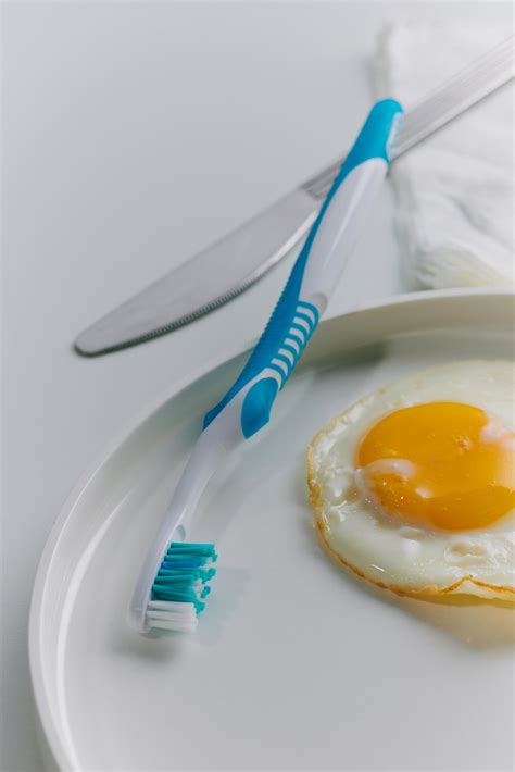 Brushing Teeth: Is It Better Before Breakfast or After? - The New York ...