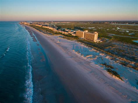 11 Best Beach Resorts in North Carolina to Book in 2022