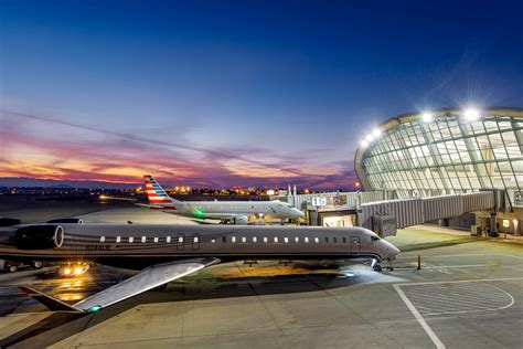 Parking - Fresno Yosemite International Airport | FAT | Fresno, CA