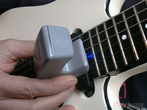 Ebow EBow Plus Electronic Bow for Guitar | Sweetwater.com