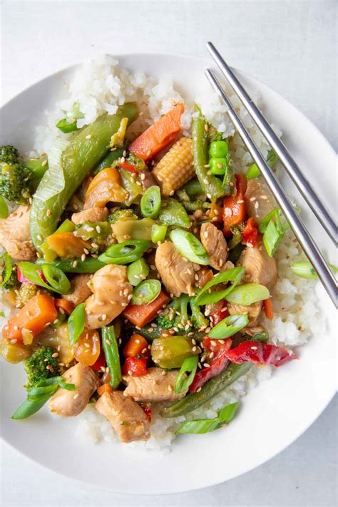 Healthy Chicken Stir Fry Recipe | Weeknight Dinner | Wholefully