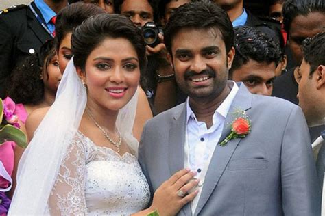 Breach of trust makes a relation meaningless: Vijay on his divorce with ...