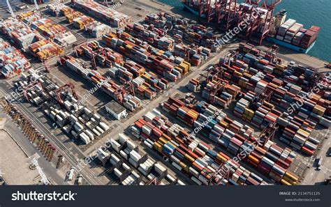 4,106 Hong Kong Container Terminal Stock Photos, Images & Photography ...