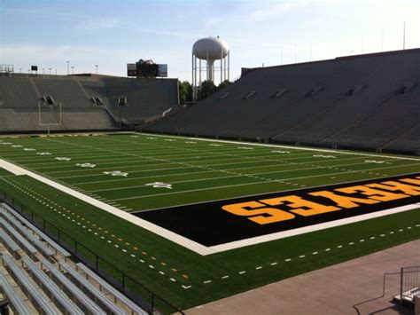 Kinnick Stadium – StadiumDB.com