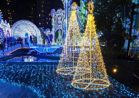 Christmas Light Tours | Nashville, TN | Legends Limo Service