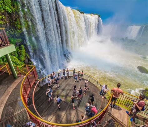 The spectacular Iguazu waterfalls at the best luxury 5 stars hotels