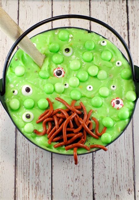 Witches Brew Halloween Trifle (Halloween potluck dessert) - Food Meanderings