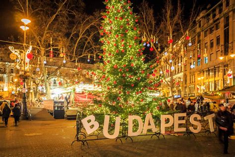 Budapest Christmas Market [2019 / 2020] Book Today!