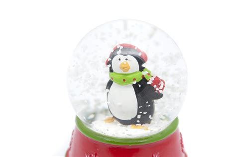 Photo of Penguin snow globe | Free christmas images