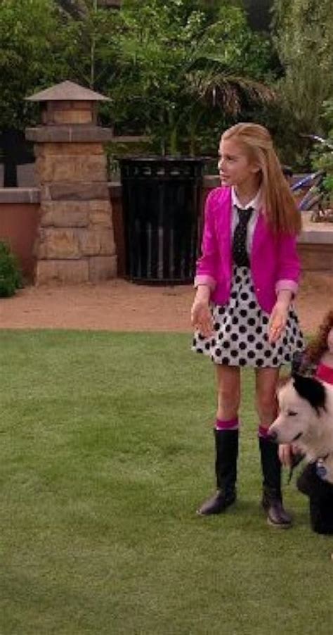 "Dog with a Blog" Stan's Old Owner (TV Episode 2013) - Genevieve Hannelius as Avery Jennings - IMDb