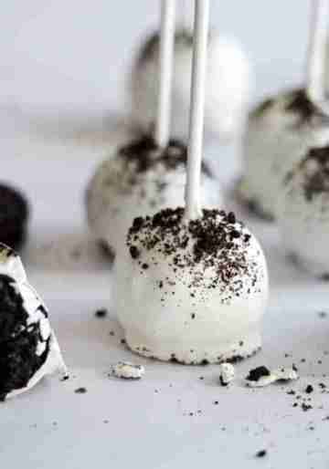 Oreo Cake Pops - Rebel Spatula