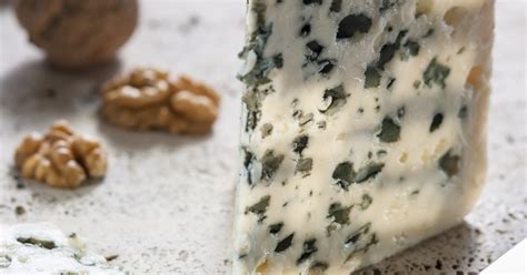 Blue Cheese | Name That Cheese: 35 Types to Try | Men's Journal