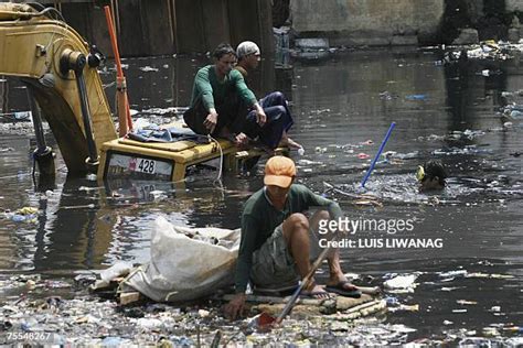 15 Tullahan River Photos & High Res Pictures - Getty Images