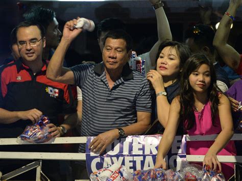 Firebrand Duterte takes a day off to celebrate first Valentine's Day as president with family