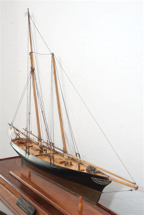 Ship Model of the Schooner Yacht AMERICA - San Francisco Maritime National Historical Park (U.S ...