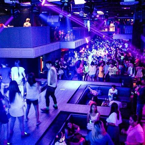 Raven Nightclub (BGC, Manila) | Jakarta100bars Nightlife Reviews - Best ...