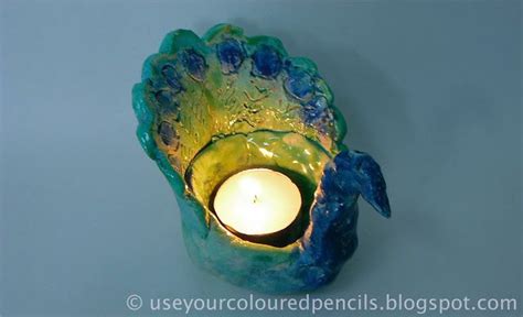 Use Your Coloured Pencils: Ceramic Peacocks | Ceramic pinch pots, Pinch pots, Ceramics