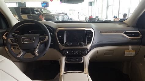 File:2022 GMC Acadia Denali interior.jpg - Wikimedia Commons