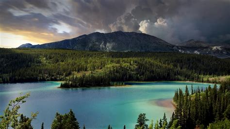 Emerald Lake Yukon – Bing Wallpaper Download