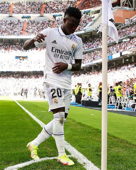 Real’s Vinicius Jr hits back at ‘racist’ celebration critic