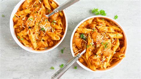 Easiest weeknight dinner!! Hassle-free instant pot chicken parmesan pasta