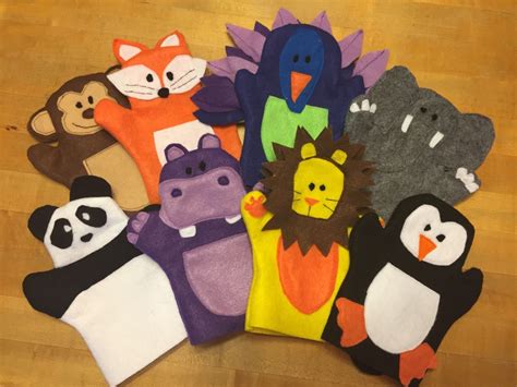 Felt Zoo Animal Hand Puppets Tutorial and Free Printable Patterns - Monkey, Fox, Peacock ...